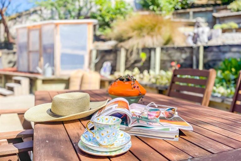 Photo of property in 14 Kennedy Place, Waikanae Beach, Waikanae, 5036