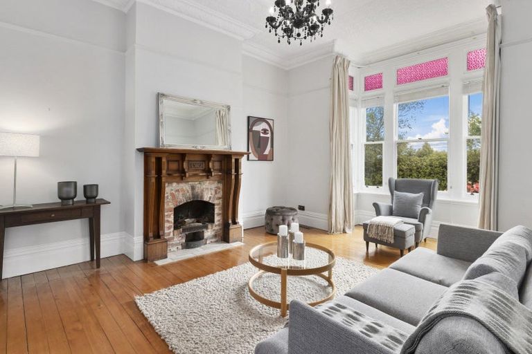 Photo of property in 91 Tomahawk Road, Andersons Bay, Dunedin, 9013