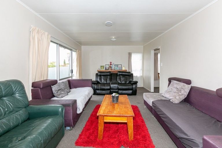 Photo of property in 24 Columbus Crescent, Flaxmere, Hastings, 4120