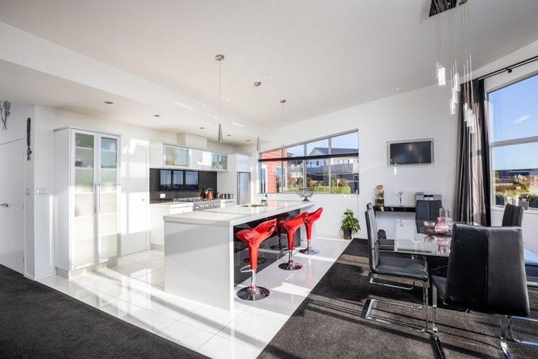 Photo of property in 6 Sunset Street, Bell Block, New Plymouth, 4312