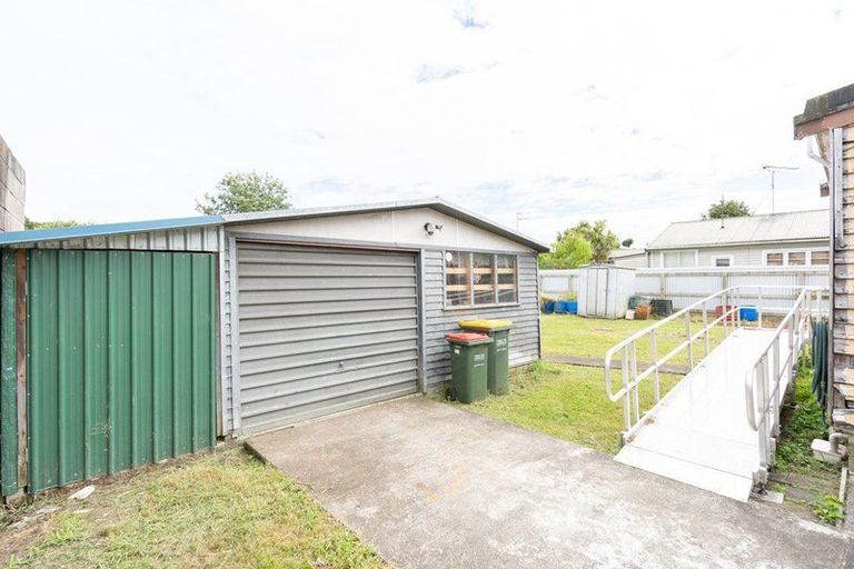 Photo of property in 28 Huia Avenue, Forest Lake, Hamilton, 3200