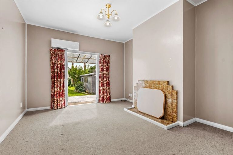 Photo of property in 12 Churchill Street, Kensington, Whangarei, 0112