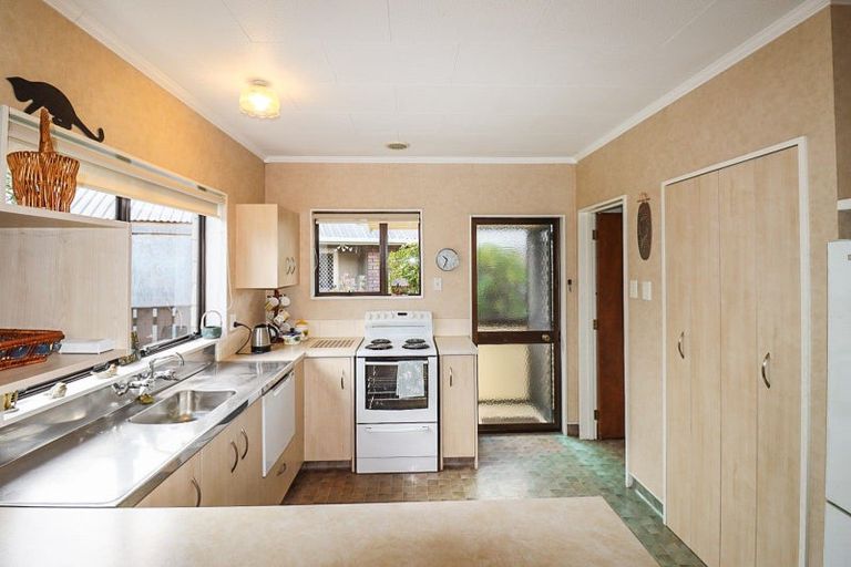 Photo of property in 12b Victoria Avenue, Dannevirke, 4930