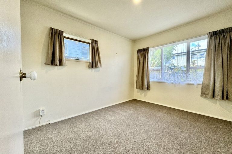 Photo of property in 2/34 Wellington Street, Papakura, 2110