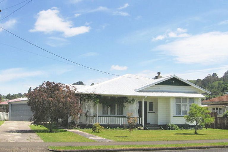 Photo of property in 9 Ngarongo Street, Te Kuiti, 3910