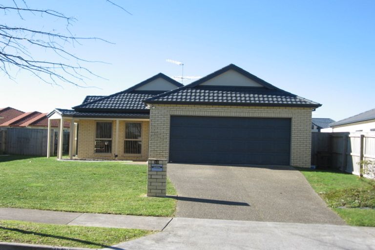 Photo of property in 10 Glencalder Place, Wattle Downs, Auckland, 2103