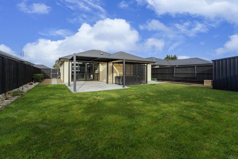 Photo of property in 39 Tara Crescent, Woodend, 7610