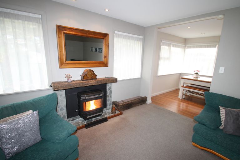 Photo of property in 107 Centennial Avenue, Helensburgh, Dunedin, 9010