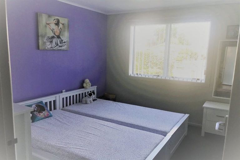 Photo of property in 1/6 Snell Avenue, Papakura, 2110