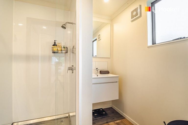 Photo of property in 27 Glenross Street, Glenross, Dunedin, 9011