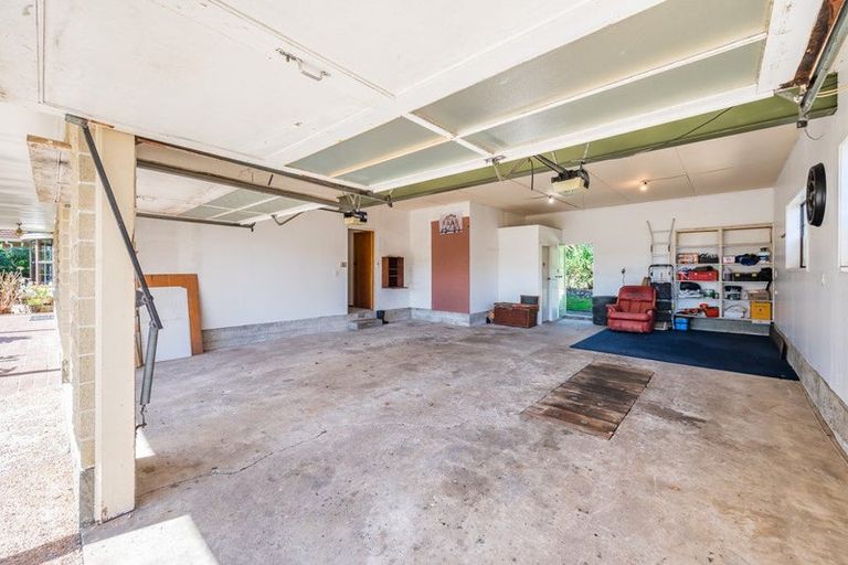 Photo of property in 73 Nimmo Avenue East, Waikanae, 5036