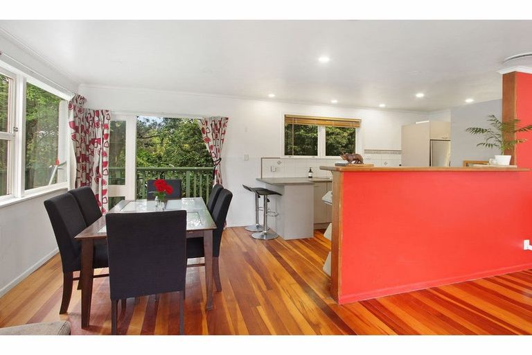 Photo of property in 1/19 Gazelle Avenue, Beach Haven, Auckland, 0626