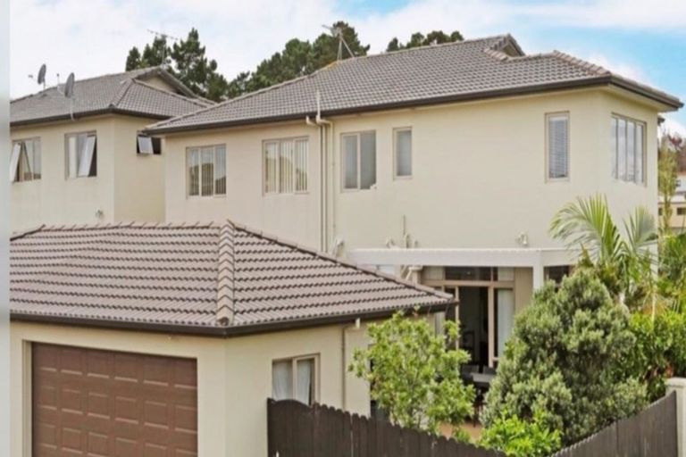 Photo of property in 137 Baverstock Road, Flat Bush, Auckland, 2016