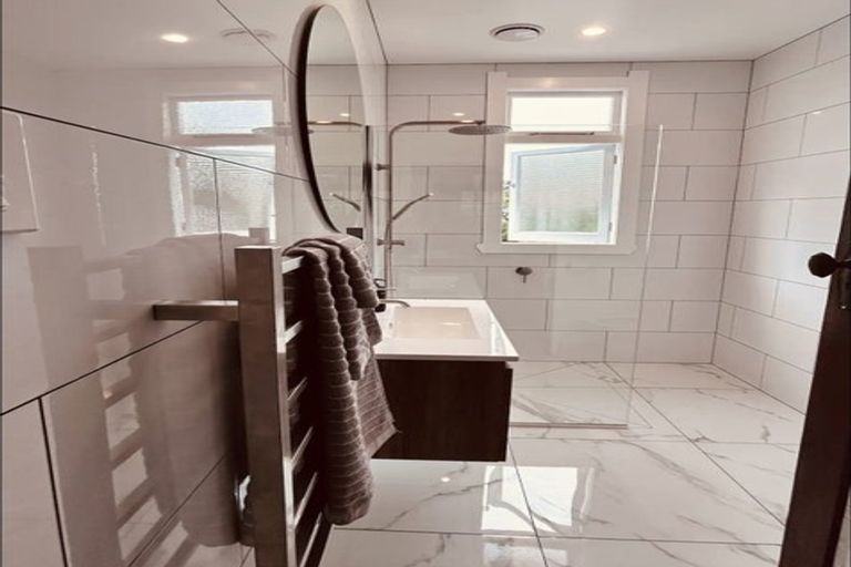 Photo of property in 27a Goldsmith Road, Hospital Hill, Napier, 4110