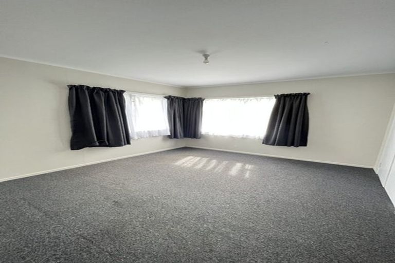 Photo of property in 2/170 Great South Road, Drury, 2113