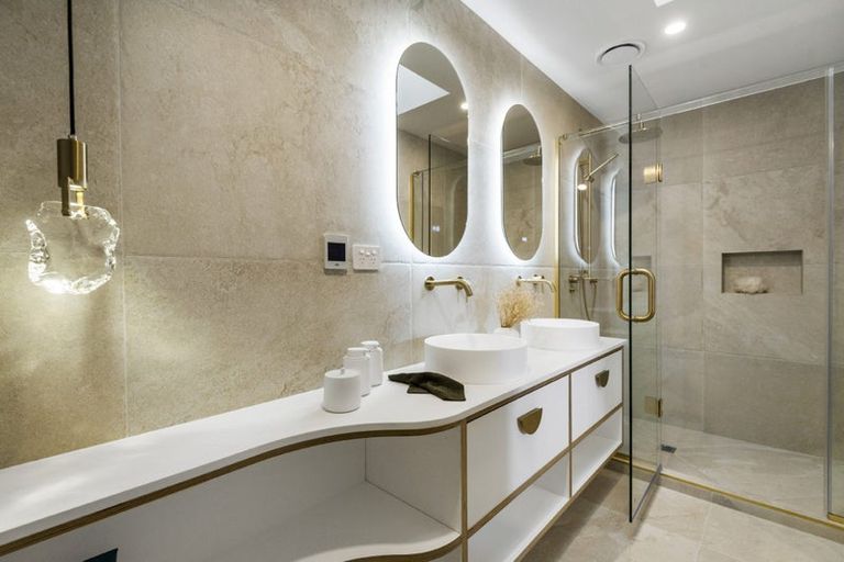 Photo of property in 14 Egremont Street, Belmont, Auckland, 0622