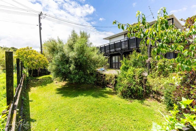 Photo of property in 185 Hurndall Street West, Maungaturoto, 0520