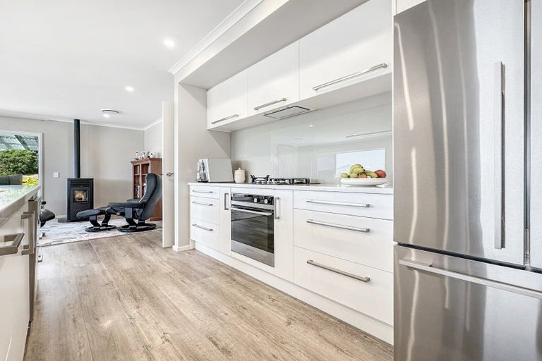 Photo of property in 40 Kittyhawk Drive, Kinloch, Taupo, 3377