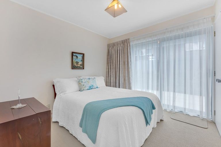 Photo of property in 9 Argo Drive, Half Moon Bay, Auckland, 2012