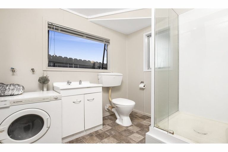 Photo of property in 34b Secretariat Place, Randwick Park, Auckland, 2105