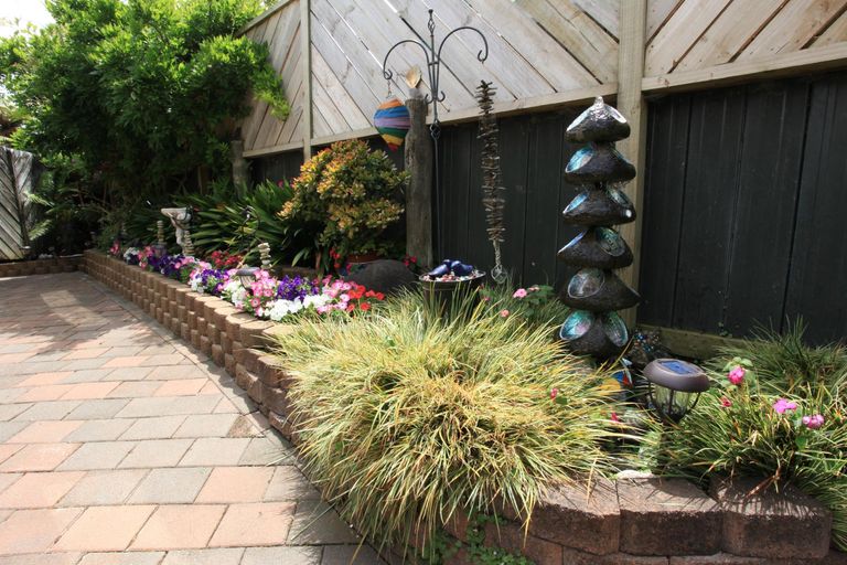 Photo of property in 28 James Street, Raglan, 3225