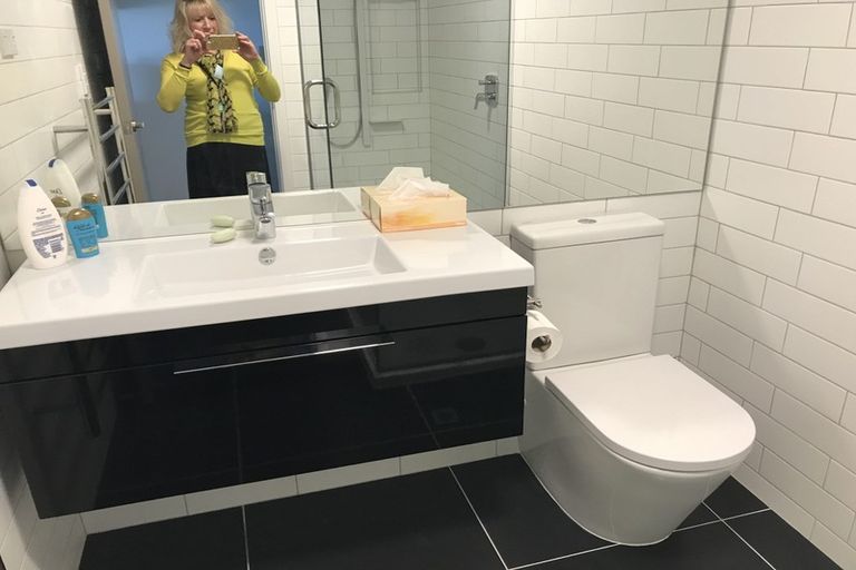 Photo of property in Frame Apartments, 1401/111 Molesworth Street, Thorndon, Wellington, 6011