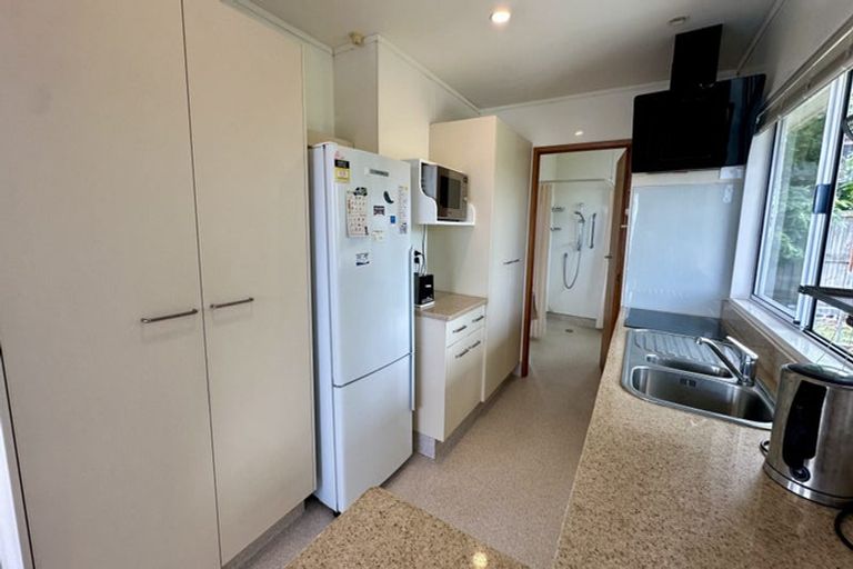 Photo of property in 9 Waiana Avenue, Mangere Bridge, Auckland, 2022