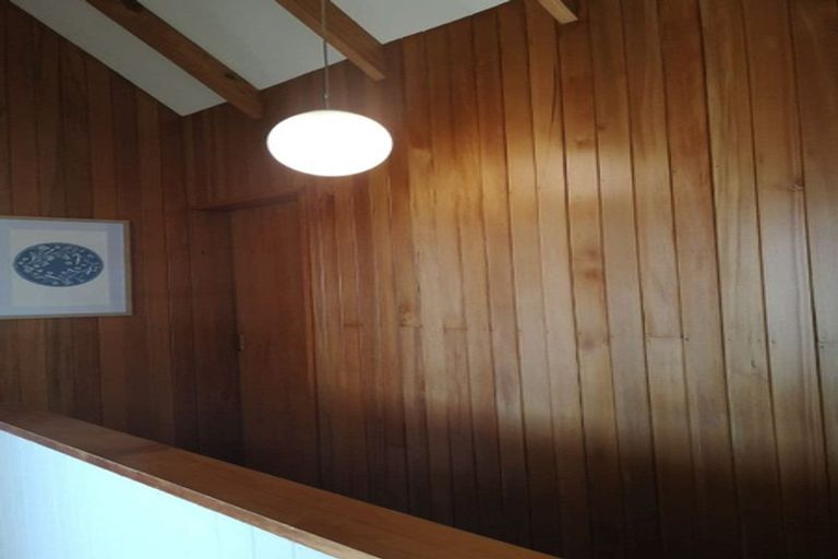 Photo of property in 24 Dominica Crescent, Grenada Village, Wellington, 6037