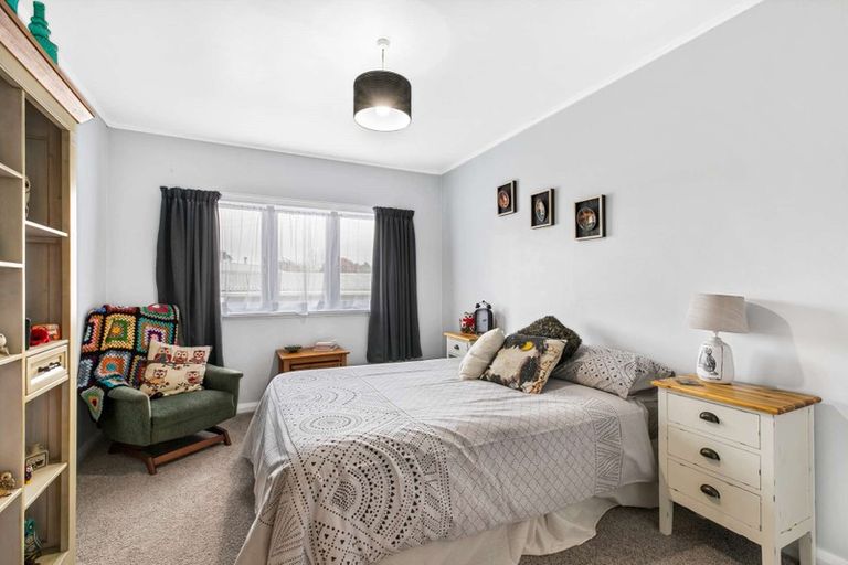 Photo of property in 169 Studholme Street, Morrinsville, 3300