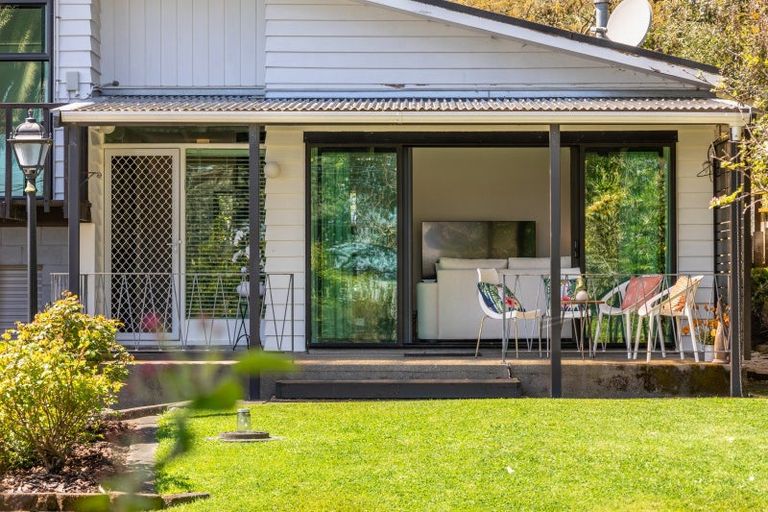 Photo of property in 33 Seddon Street, Waikanae, 5036