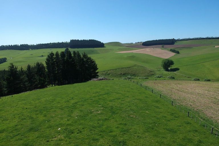 Photo of property in 1331 Livingstone-duntroon Road, Livingstone, Oamaru, 9491