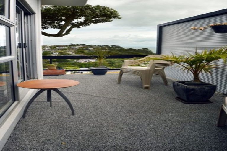 Photo of property in 42 Lynbrooke Avenue, Blockhouse Bay, Auckland, 0600