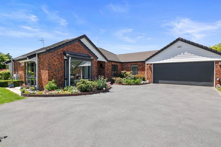 Photo of property in 11 Ardilea Avenue, Stoke, Nelson, 7011