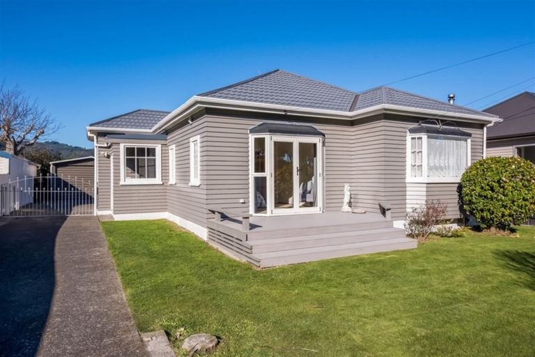 Photo of property in 11 Hart Avenue, Boulcott, Lower Hutt, 5011