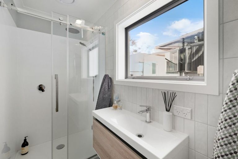 Photo of property in 16 Oceanbeach Road, Mount Maunganui, 3116