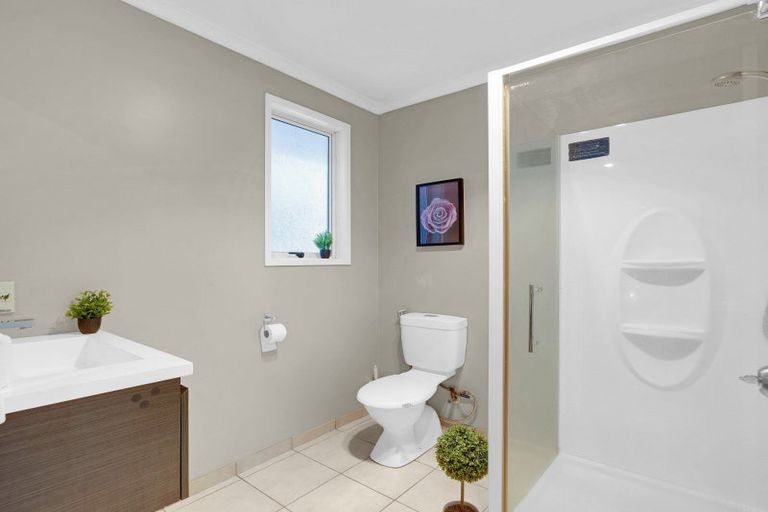 Photo of property in 6 Raddington Way, Huntington, Hamilton, 3210