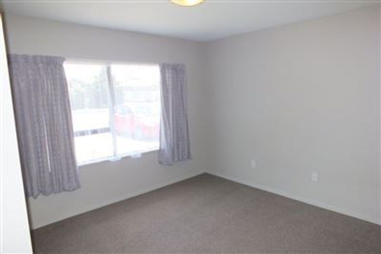 Photo of property in 1/318 Withells Road, Avonhead, Christchurch, 8042
