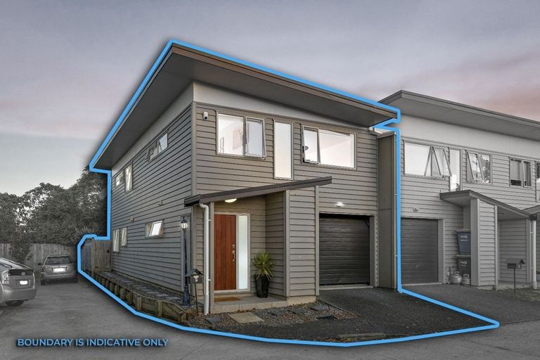 Photo of property in 8/45a Swanson Road, Henderson, Auckland, 0610