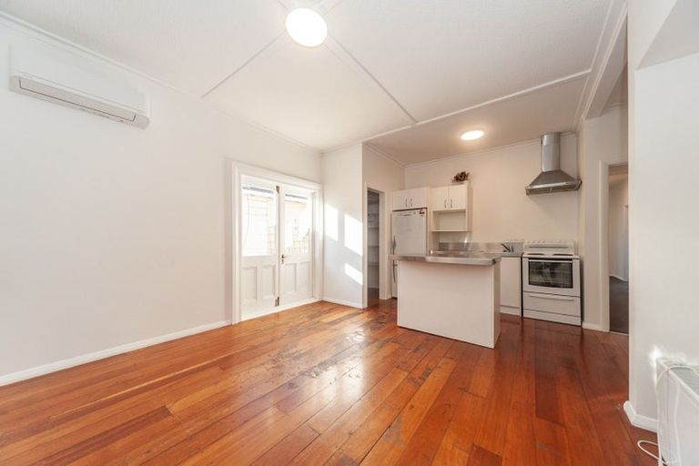 Photo of property in 307 Adelaide Road, Newtown, Wellington, 6021