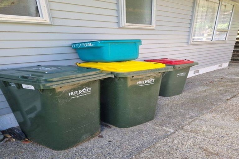 Photo of property in 16 Tyrone Grove, Wainuiomata, Lower Hutt, 5014