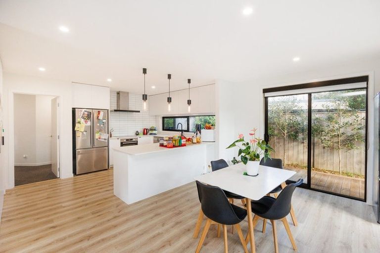 Photo of property in 23a Karina Terrace, Roslyn, Palmerston North, 4414