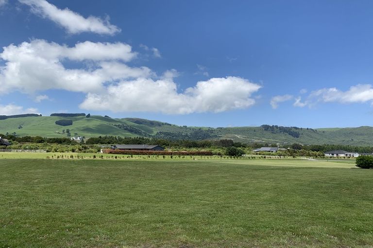 Photo of property in 24 Oakdale Drive, Kinloch, Taupo, 3377