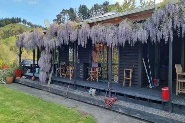 Photo of property in 802 Papaiti Road, Papaiti, Whanganui, 4584