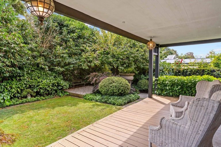 Photo of property in 28 Kempton Street, Greytown, 5712