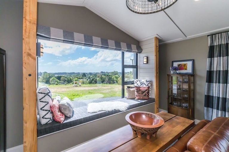 Photo of property in 157 Manakau Heights Drive, Manakau, Levin, 5573