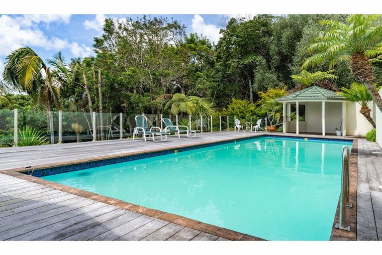 Photo of property in 1 The Lookout, Kerikeri, 0230