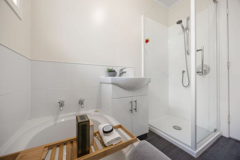 Photo of property in 22 Manapouri Place, Glenview, Hamilton, 3206