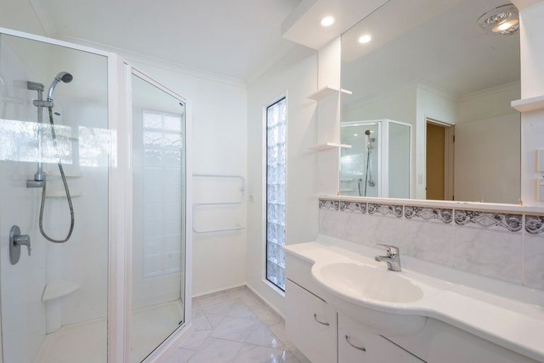 Photo of property in 26 Frederick Street, Two Mile Bay, Taupo, 3330