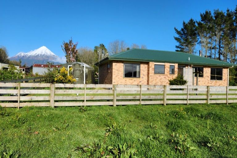 Photo of property in 287 Surrey Road, Tariki, Inglewood, 4388