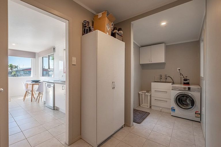 Photo of property in 6 Sole Avenue, Bell Block, New Plymouth, 4312